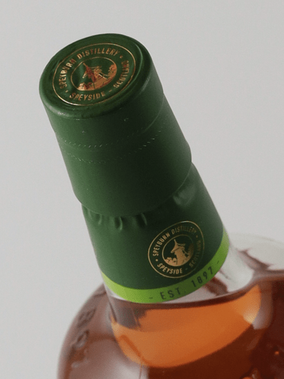 Speyburn 10 Year Old 700ml New Label with Glass Set - Bottle Of Japan