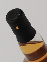 Load image into Gallery viewer, The Old Friends Tomatin 15 Year Old 2010 - Bottle Of Japan