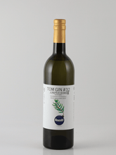 Load image into Gallery viewer, Tokyo Craft Liqueur Tom Gin 32 Juniper Bomb II Niigata - Bottle Of Japan