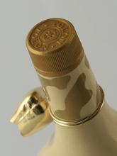 Load image into Gallery viewer, Tolon Tolon Whiskey Cream - Bottle Of Japan