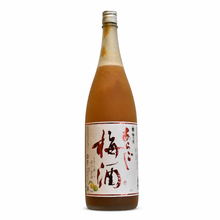 Load image into Gallery viewer, Umenoshu Shuzo Aragoshi Umeshu 1800ml on white background