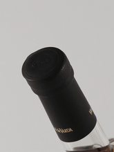 Load image into Gallery viewer, Villa De Varda Amaretto - Bottle Of Japan