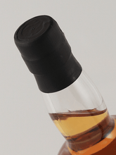Load image into Gallery viewer, Whisky Find Cheng Wen Romance of the Three Kingdoms Zhang He Cooley 22 Year Old 2001 - Bottle Of Japan