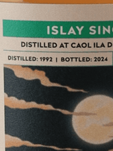 Load image into Gallery viewer, Whisky Land Caol Ila 32 Year Old 1992 - Bottle Of Japan
