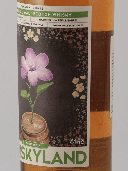Whisky Land Islay Single Malt 38 Year Old 1985 - Bottle Of Japan