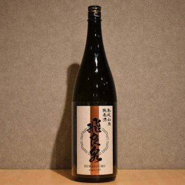 Tobirasen Yamasashi Junmai Sake 1800ml