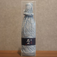 Load image into Gallery viewer, Junmai Daiginjo gra tsutsumitsutsumitsutsumi 720ml